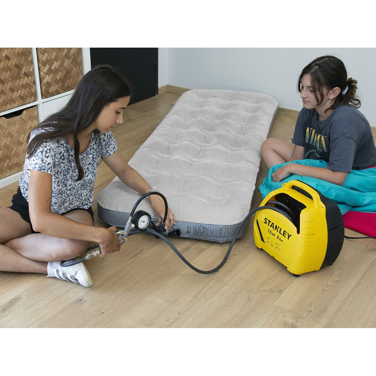 Air Compressor Stanley 1868 1100 W 230 V - Partij stunter